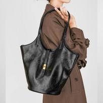 Soft leather tote bag, genuine leather women's bag, large capacity cowhide high-end black commuter bag, shoulder underarm bucket bag. 22*7*32cm juoda