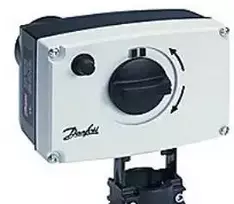„Danfoss“ valdikliai ir reguliatoriai AMV 25 ventiliatoriaus variklis 230 V (AMV25)
