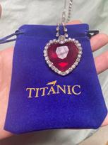 New European and American Ocean Heart Titanic Blue Pendant Necklace Fashionable Shining Zircon Eternal Love Red Sweater Cha raudona