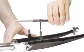 Cyclus Tools Įrankis Cyclus Įrankiai varžtams ir varžtų išėmimui su dviem kraštais, skirti KŠ ir RH sriegiams M5/M6 ir M8/M10 (720305)