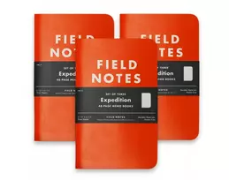 „Field Notes Expedition“ vandeniui atsparus užrašų sąsiuvinis, taškuotas, 3 vnt.