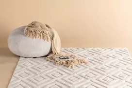 Venture Design Kilimas, Pia poliesterio vilna, šilkinis, 290x200 cm, Balta