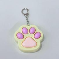 Button Cat Paw Clicker Fidget Keychain Office Travel Decompression Anxiety and Stress Relief Gifts For Kids Boys Girls Adults geltona