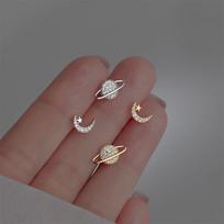 Tichy 925 Sterling Silver Asymmetrical Star Ear Studs - Versatile and Exquisite Design. 925 Silver