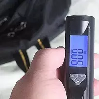 Bagažo svarstyklės su LED apšvietimu