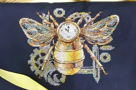 MP Studia Beldizart Vandenyje tirpus drobės kryželiu siuvinėjimo rinkinys "Bumblebee" SV-808