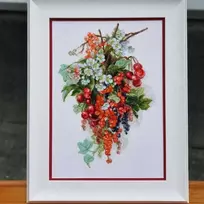 Siuvinėjimo kryželiu rinkinys "Saldžios uogos" Aida 16, 26x37 cm, Charivna Mit
