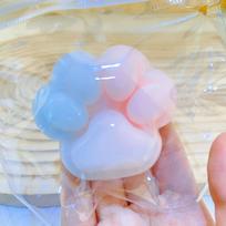 SimulationCat Paw Squishy Fidget Toy Cute Cat Paw Silicone Slow Rebound Pinch Decompression Toy Stress Release Vent Toy