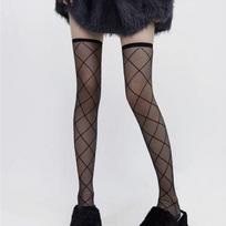 Schoolgirl Japanese Style Lightweight Black Thigh-High Socks with Large Diamond Grid Pattern Viral Trendy Over-Knee Stockings One Size juoda