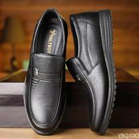 Vyriški madingi minkšto pado batai Prabangūs formalūs odiniai batai Vyriški kvėpuojantys mokasinai Be raištelių Juodi vairavimo vyriški batai Zapatos Homme 39 juoda
