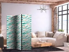 Artgeist Pertvara - Fish Leaping Above the Waves - Oriental Fish and Water Lilies Among High Waves in Sea Žalias Colors