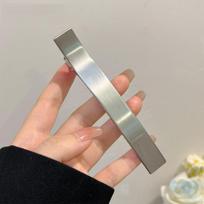 1pc Korean Style Simple Metal Single Line Grab Clip Women Simple Fashion Duckbill Clip Exquisite Gift Large Hair Clip Headwear