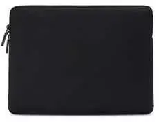 Pipetto Classic Fit dėklas, juodos spalvos – Apple MacBook Air 15
