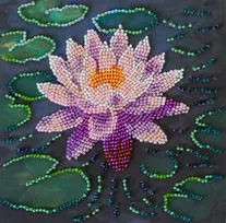Abris Art Mini karoliukų siuvinėjimo rinkinys „Vandens lelija“ 15x15 cm