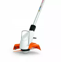 Lengva akumuliatorinė žoliapjovė STIHL FSA 45 su valu ir ašmenimis