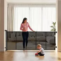 Ištraukiami apsauginiai varteliai kūdikiams, ypač platūs terasoms ir durų angoms, juodas tinklelis su sustiprintomis stiklo pluošto juostelėmis, 3100 mm plotis, 795 mm aukštis, vidaus ir lauko varteliai