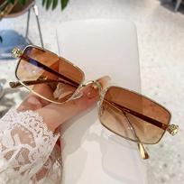 Definition Sunglasses High for Men Ladies Blue Light Blocking Eye Care Eyewear Rimless Square Shaped Frame Glasses Goggle 1PC