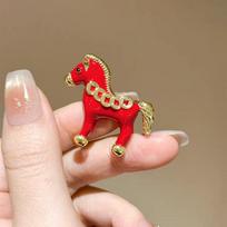 Cute Red Dripping Oil Zodiac Pony Brooches Versatile Animals Horse Corsage Pins Clothing Accessories New Year's Day Gifts