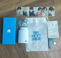 Selling BOYNEXTDOOR cheering stick sets Used
