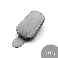 Universal Sun Visor Mount Glasses Clip Car Sunglasses Holder Leather Eyeglasses Case Storage Auto Interior Accessories For BMW pilka spalva