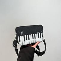 Piano Keys Black and White Sling Bag Contrast Color Casual Square Bag Ladies Travel Shopping Commute Date Bag CLE 19x6.5x12cm juoda