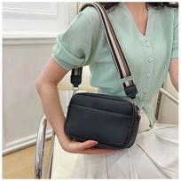 New Solid Color Multi-layer Women Sling Crossbody Bag Vinatge PU Leather Wide Strap Shoulder Bag juoda