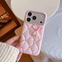 Luxury Quilted iPhone 13/14/15 Pro Max Case with Rhinestone Bow & Pearl iPhone 13 Pro rožinė