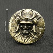 1pc Retro Brass Japanese Samurai Helmet Skull Mask Decoration Buckle Screw Back Handmade Leather DIY Accessories auksinė