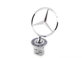 Mercedes-Benz W124 variklio dangčio žvaigždės emblema originalus A2108800186