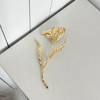 Senovinė didelė senovinė sagė Lapo formos metalinė gėlės sagė Gėlių rašto metalinė lapo sagė Šventinė apranga