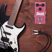 DK Soloman Distortion Pedal Electric Guitar Effects Pedal True Bypass Metal Shell DC 9V 6.35mm Input Output Interface rožinė