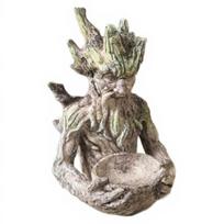 Tree Face Bird Feeder Funny Resin Hanging Bird Feeding Station Tree Mounted Forest Guardian Sculpture for Backyard Garden A