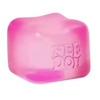 Needoh Nice Cube Sensory Stress Reliever Fidget Tool for Anxiety & Focus Desk Sensory Cube for Adults & Kids šviesiai žalios spalvos