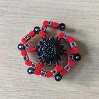 Vaikiški deformuoti Fidget Spinner grandinėlės žaislai vaikams, pasipriešinimo rankų suktukai, iškrovos žaislai, dovana suaugusiesiems raudona