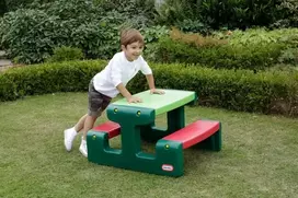 Little Tikes Sodo Stalas Vaikams