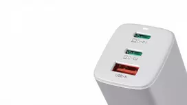 IBOX C-65 PD65W UNIVERSALUS Įkroviklis GaN USB-C CABLE Baltas