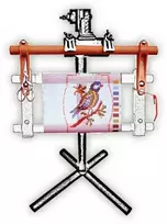 Kiti Aksesuarai Tvirtas universalus siuvinėjimo lankelių ir rėmelių laikiklis 22×68 cm