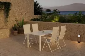 Lauko baldų komplektas Venture Design Valgomojo komplektas Giardini stalas su 4 Levanzo kėdėmis, smėlio spalvos, sulankstomas