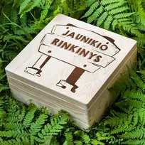 Medinė dėžė "Jaunikio rinkinys" (30x30cm)