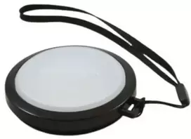MENNON Wb objektyvo dangtelis, skirtas 77 mm baltos spalvos balanso objektyvui