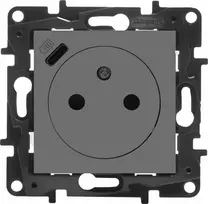 Legrand USB-C įkroviklis su vienu lizdu Niloe Step 863438 lizdas su įžeminimu su sklendėmis C tipo įkroviklis 1,5A plieno