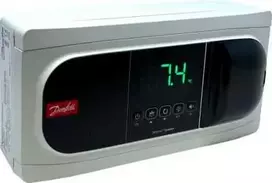 Danfoss AK-RC205C - Šaldymo kameros valdymo blokas, 5 temperatūros relės, 230 V, 50 Hz