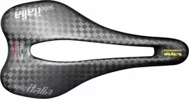 Selle Italia Siodło SELLE ITALIA SLR BOOST TEKNO SUPERFLOW S (id atitinka S3), anglies bėgis + 10 mm, anglis, 95 g (NAUJAS)