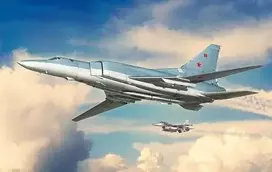 Italeri Tu-22M2 Backfire-B 1/72 plastikinis lėktuvo modelio rinkinys
