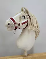 Super Hobby Horse Reguliuojamas kantaras hobi arkliukui – burgundinis su balta pūkine apdaila