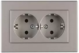 Dvivietis kištukinis lizdas VILMA XP500, metalo spalvos