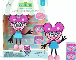 Glo Pals Glo Pals, Abby Bath figūrėlė – rinkinys su dviem sensoriniais kubeliais, švytinčiais vandenyje
