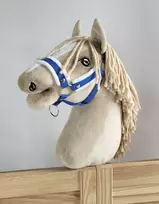 Super Hobby Horse Reguliuojamas kantaras hobi arkliukui – mėlynas su balta pūkine apdaila