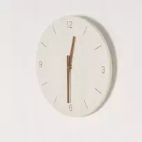 Today ŠIANDIEN Medinis sieninis laikrodis Paprastumas
