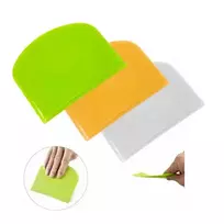 Winder Home Plastikinių tešlos peilių rinkinys (3 vnt.) – žalias, baltas, geltonas
